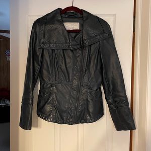 ⚠️WEEKEND SALE⚠️$15 MOVING SALE GOOD FOR 24 HOURS⚠️NWOT Leather designer jacket